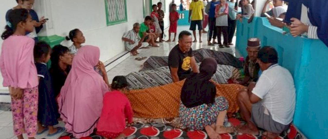 Jenazah korban tenggelam di rombongan cabup-cawabup Banggai Laut.