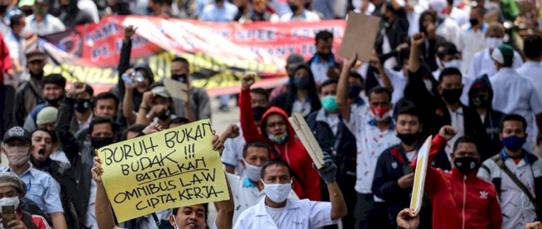 Hari Ini, Buruh Kembali Lanjutkan Aksi Mogok Nasional