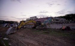 Pj Gubernur Sulsel Dicecar Wartawan Soal Proyek Stadion Mattoangin