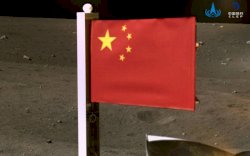 China jadi Negara ke-2 yang Menancapkan Bendera di Bulan