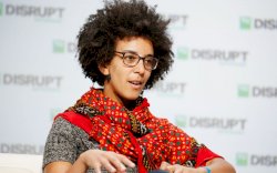 Google Dikecam Atas "Pemecatan" Ahli AI Timnit Gebru