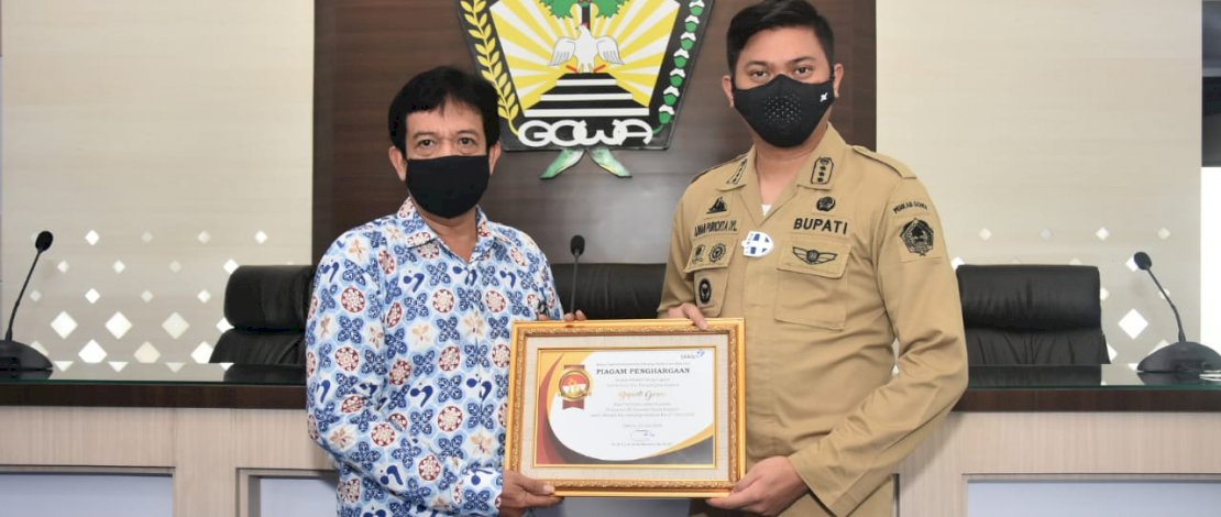Bupati Gowa Terima Penghargaan dari BKKBN Pusat