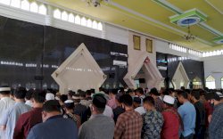 Pasca 6 Laskar FPI Meninggal, Ratusan Orang Gelar Salat Gaib di Makassar