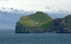 Inilah Rumah Paling Sepi di Dunia, Berada di Sekeliling Lautan
