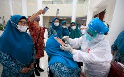 TP PKK Makassar Gelar Swab Massal Gratis