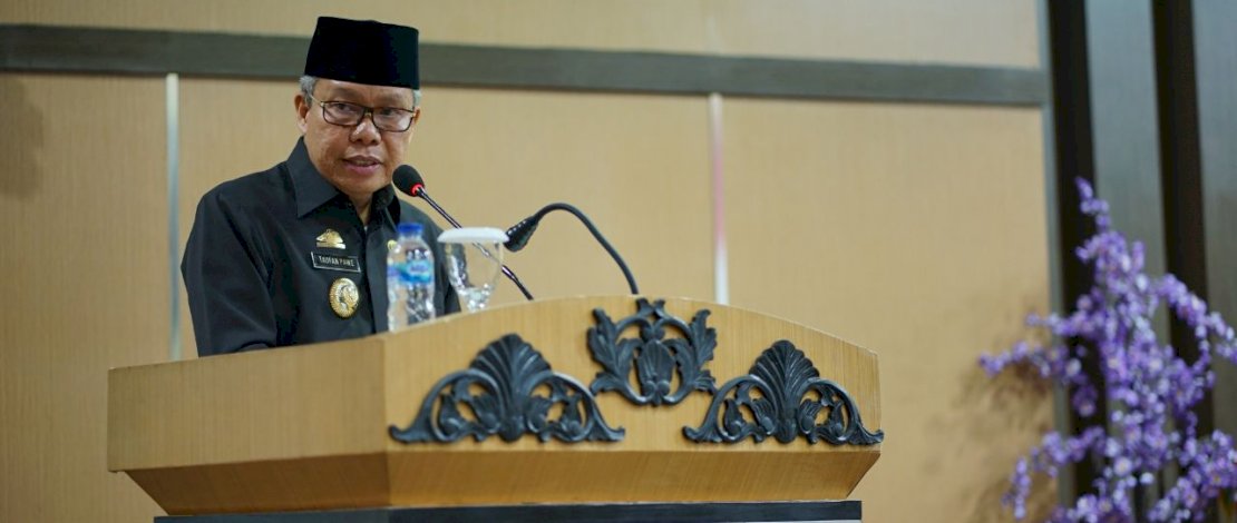 Wali Kota Parepare, Taufan Pawe. Wali Kota Parepare, Taufan Pawe.