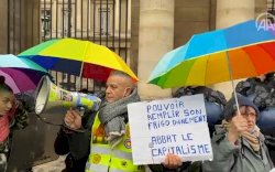 Yellow Vests Kembali Turun ke Jalan, Protes Kebijakan Presiden Macron