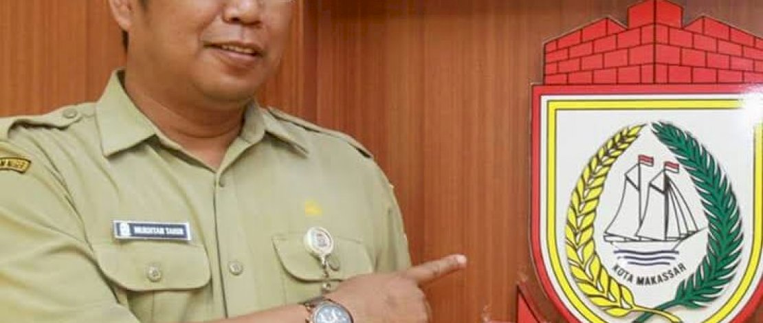 Mukhtar Tahir. Mukhtar Tahir.
