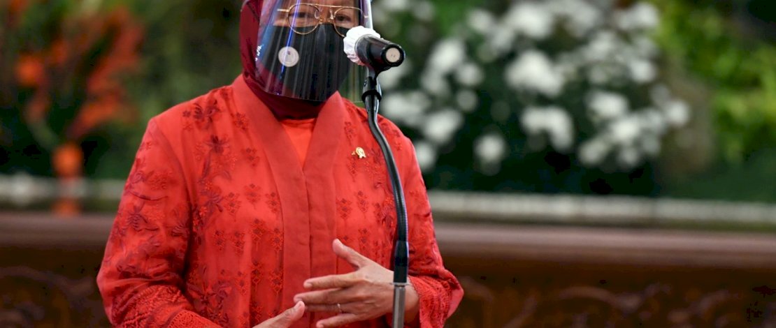 Tri Rismaharini . IST Tri Rismaharini . IST