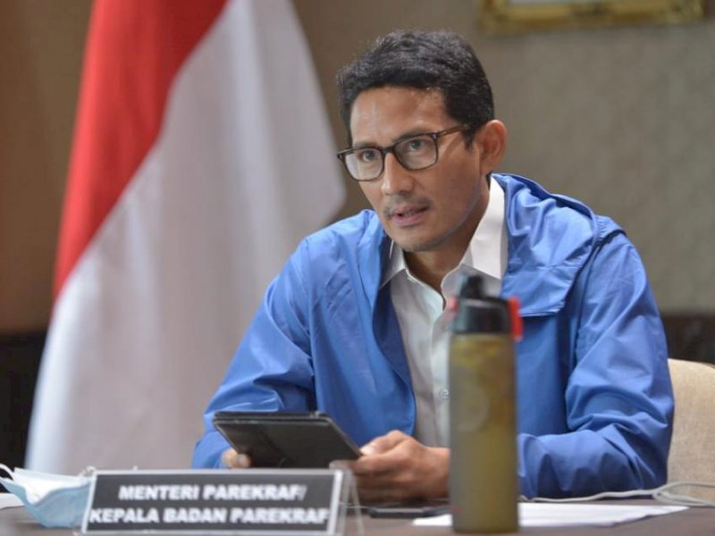 Jaket Biru Toska Pemberian Presiden, Sandi Uno Minta Diproduksi