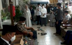Sampaikan Duka Cita, Wagub Sulsel Melayat di Rumah Duka Wakil Ketua MUI Sulsel