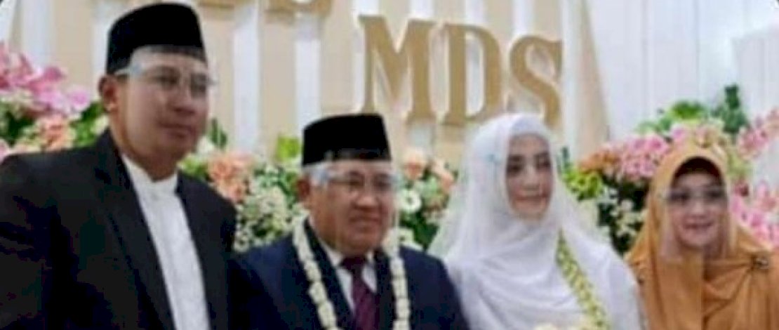 Foto-foto pernikahan Din Syamsudin dengan Rashda Diana.