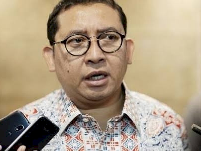 Fadli Zon Bicara Soal Kecanduan Blusukan dan Gila Pencitraan, Sindir Risma?