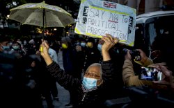 Lebih 50 Aktivis Pro-demokrasi Hong Kong Ditangkap