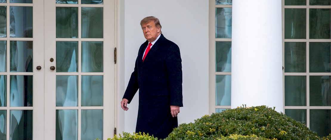 Rumah Donald Trump Digeladah, FBI Sita Dokumen 'Top Secret' Rumah Donald Trump Digeladah, FBI Sita Dokumen 'Top Secret'
