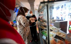 Hidupkan UMKM di Masa Pandemi, TP PKK Makassar Berkunjung ke Warkop Sija