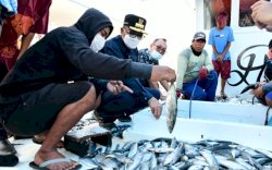 Agar Tahu Keinginan Masyarakat, Nurdin Abdullah: Kami Harus Selalu di Lapangan