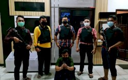 Cemburu Istrinya Sering Dibonceng, Karyawan Swasta Ini Bacok Tetangga dengan Clurit