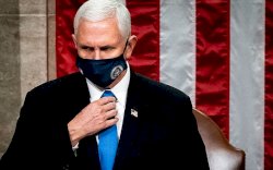 Twitter Hapus Topik "Gantung Mike Pence" yang Lagi Populer