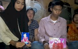 Penumpang Asal Pinrang Sempat Video Call dengan Keluarga Sebelum Naik Pesawat SJ 182