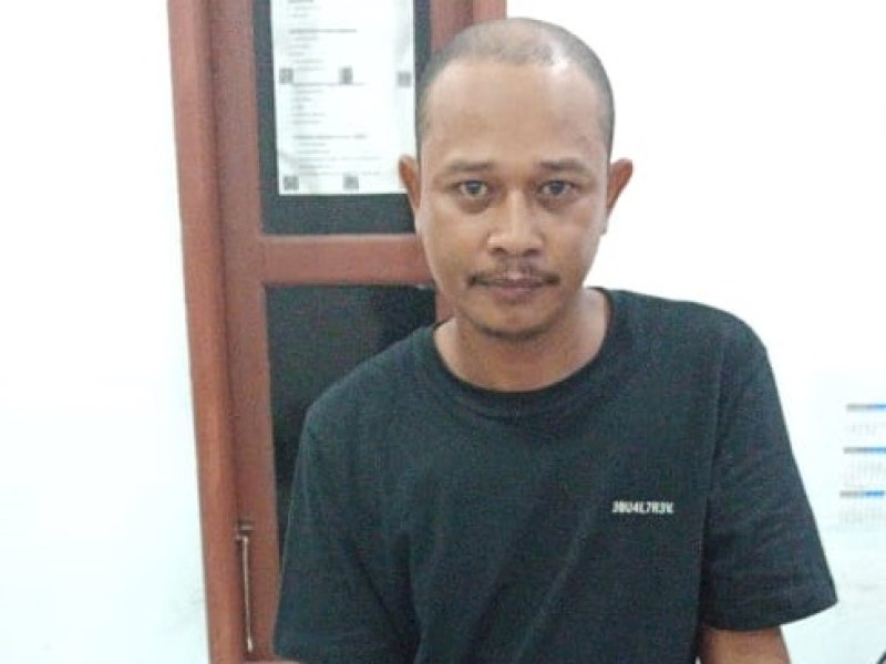 Tak Diberi Uang, Pemuda Sinjai Rampas Kalung Emas Ibunya