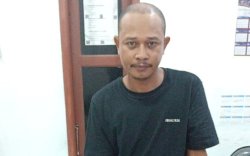 Tak Diberi Uang, Pemuda Sinjai Rampas Kalung Emas Ibunya