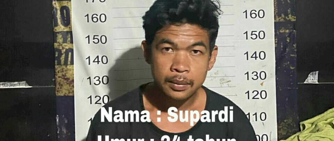 Para pelaku penganiayaan dan perampasan ponsel korban.