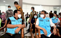 Nurdin Abdullah - Andi Sudirman Launching Pelaksanaan Vaksinasi Covid-19