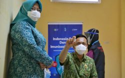 Usai Divaksin, PJ Wali Kota Makassar : Jarumnya Seperti Suntik Untuk Bayi