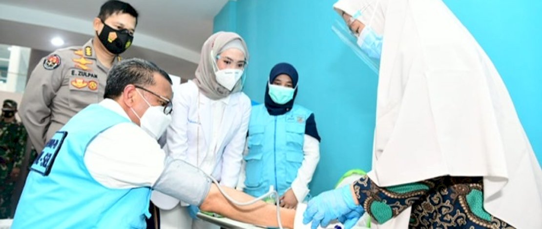 Gubernur Sulsel Batal Divaksin Covid-19, Ini Penyebabnya