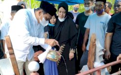 Menantu Mantan Anggota DPRD Barru Menjadi Korban Gempa Sulbar, Suardi Saleh Ikut Salat Jenazah