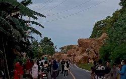 Korban Sudah 88 Orang, Satu Rumah Tertimbun Longsor Bukit Meikarta Mamuju, 3 Korban Masih Dicari