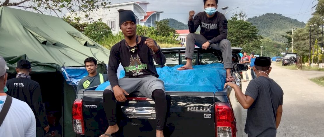 KKP melalui UPT Mamuju, menyalurkan bantuan untuk korban terdampak gempa. 