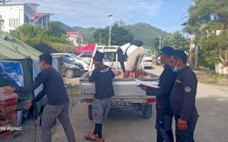 Hari Ini, UPT KKP Mamuju Distribusikan Bantuan ke Kampung Nelayan Desa Sumare
