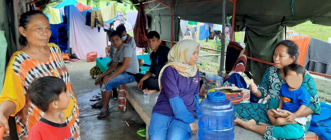 Pengungsi asal Desa Mekkatta, Kecamatan Malunda, Kabupaten Mejene, Sulbar di Tinambung, Polman. (Foto-foto: Relawan KOPEL Indonesia)
