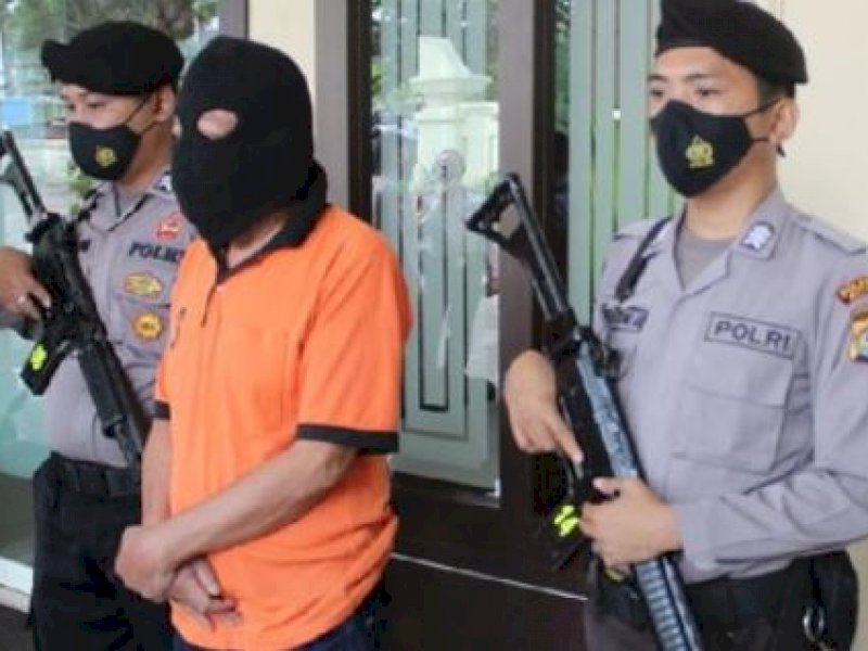 Mantan Anggota DPRD Bantah Cabuli Putrinya, "Hanya Lepas Rindu Kok"