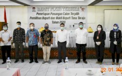 Theo-Zadak Resmi Ditetapkan sebagai Bupati dan Wakil Bupati Tana Toraja