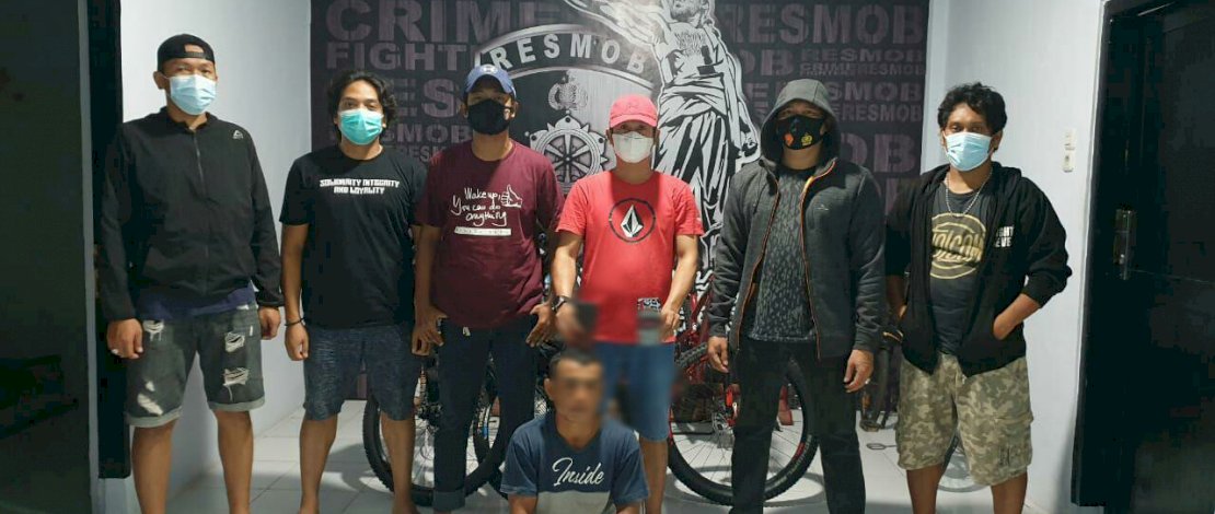 HR saat diamankan bersama barang bukti.