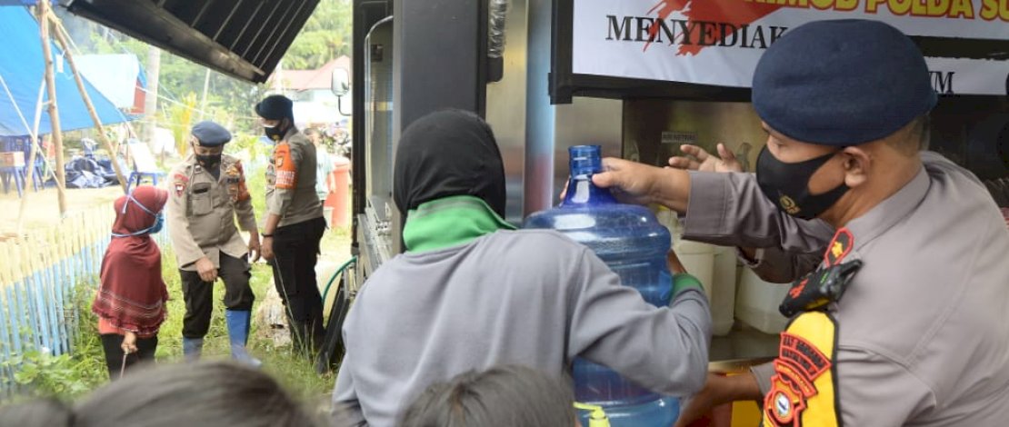 Pengungsi Gempa Majene Butuh Air Bersih, Danyon Gas Turunkan Water Treatment