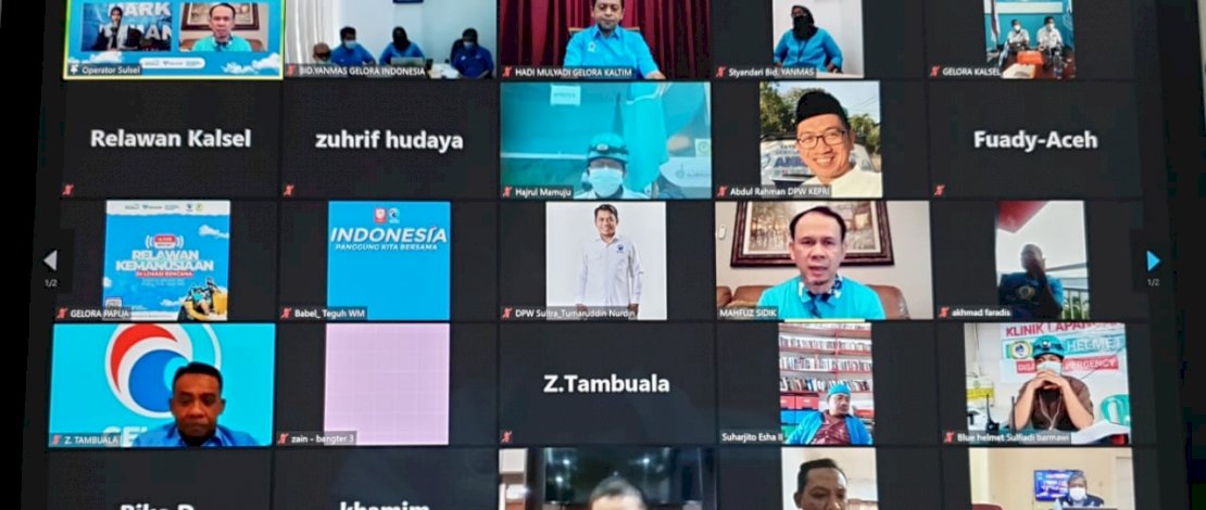 Live report Anis Matta dengan relawan kemanusiaan dari daerah bencana.