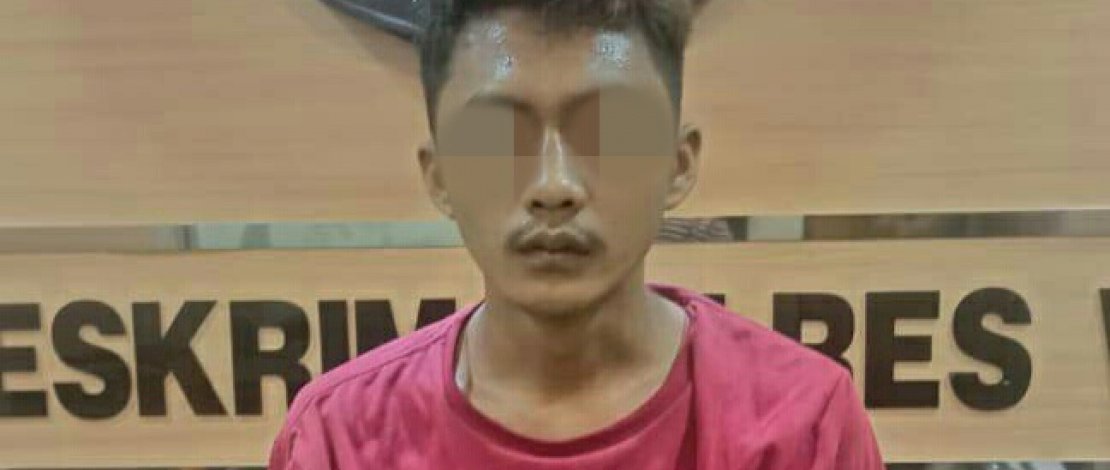 AG (19), diamankan usai memeras tante gadis 16 tahun yang dicabulinya.