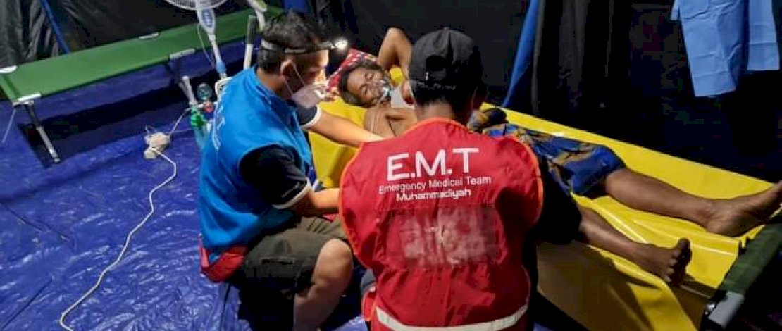 Relawan Muhammadiyah di lokasi bencana gempa bumi Sulbar.