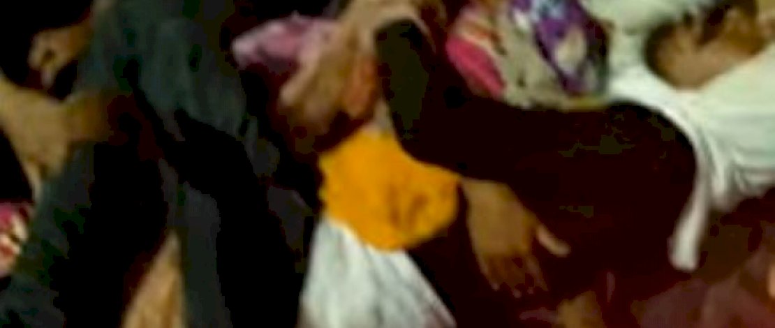 Sepasang sejoli penyandang gangguan jiwa yang videonya viral. 