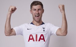 Atasi Krisis Bek Tengah, Ben Davies Resmi Bergabung di Liverpool
