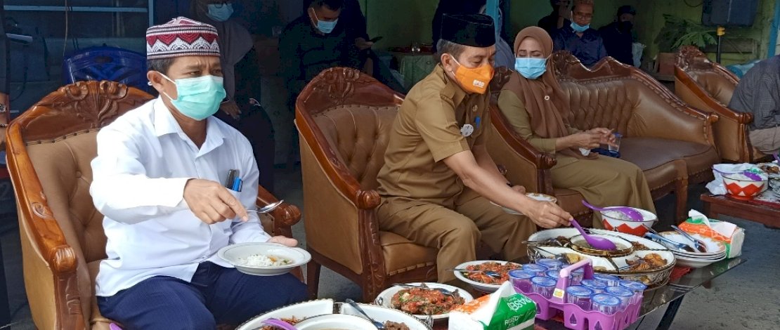 Tak Dapat Sembunyikan Kesedihan, Bupati Indah Lepas Jenazah Dokter Budiman