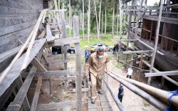 Nurdin Abdullah Kunjungi Desa Asal Lahirnya Kapal Pinisi