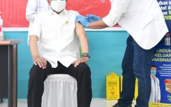 Nurdin Abdullah Berhasil Ikut Vaksin Covid-19 Kedua 