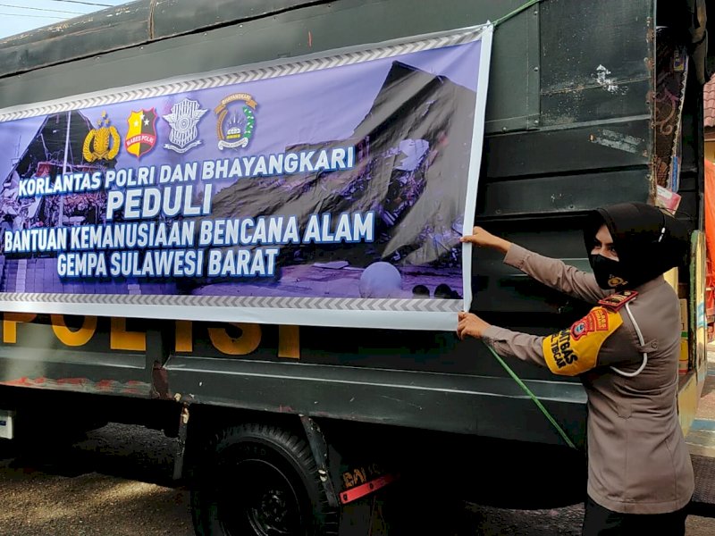 Polres Pinrang Kirim Empat Truk Berisi Bantuan Korlantas dan Bhayangkari untuk Korban Gempa Sulbar 