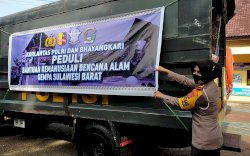Polres Pinrang Kirim Empat Truk Berisi Bantuan Korlantas dan Bhayangkari untuk Korban Gempa Sulbar 