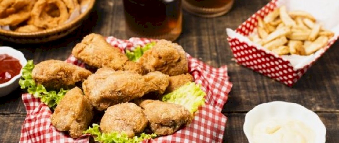Terlalu Banyak Makan Gorengan Saat Buka Puasa Memicu Kanker